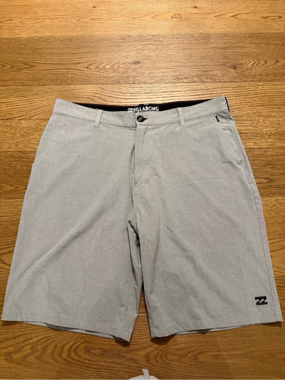 Billabong Submersible Crossfire Men's Gray Hybrid Shorts Size 36